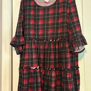 Chic Ruffle Plaid Blouse - Black and Red